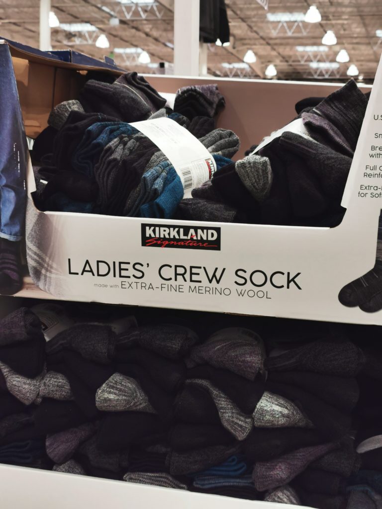 Costco7844788KirklandSignatureLadiesTrailSockall CostcoChaser