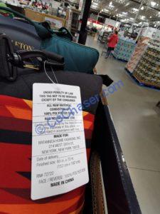 Costco-1590448-Pendleton-Packable-Blanket3