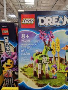 Costco-1021972-LEGO-Minecranft-Crafting-Box-Dreamzzz-Stable1