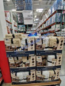 Costco-1738272-Brentwood-Waterproof-Faux-Fur-Pet-Throw-all