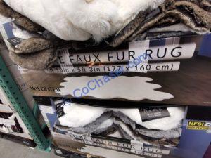 Costco-1731864-MON-Château-LUXE-FAUX-FUR-Rug1